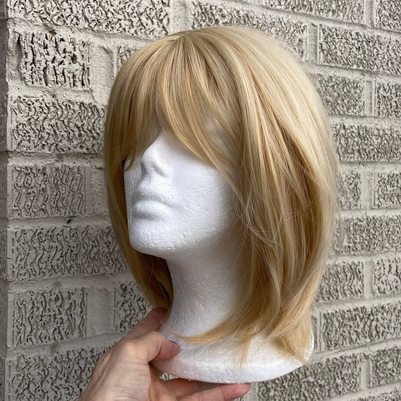 NWT 12” golden blonde w strawberry blonde highlights bangs bob straight wig chin - Picture 2 of 16